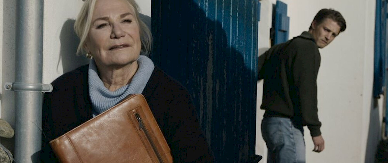 EEN VROUW ALS MONIQUE EEN VROUW ALS MONIQUE